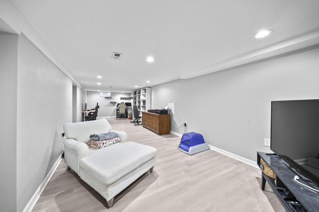 1862 Argyle Drive, Columbus, OH 43219