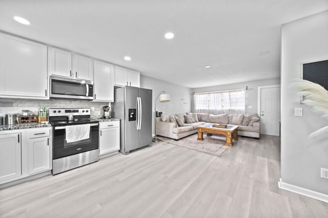 1862 Argyle Drive, Columbus, OH 43219