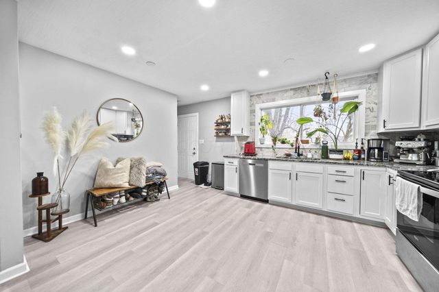 1862 Argyle Drive, Columbus, OH 43219