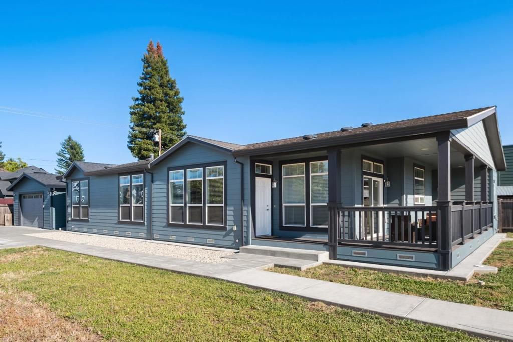Image 2 of property listing at 3521 Coffey Lane, Santa Rosa, CA 95403