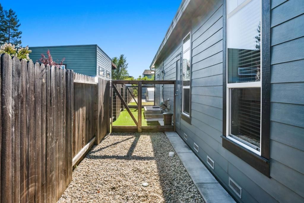 Image 48 of property listing at 3521 Coffey Lane, Santa Rosa, CA 95403