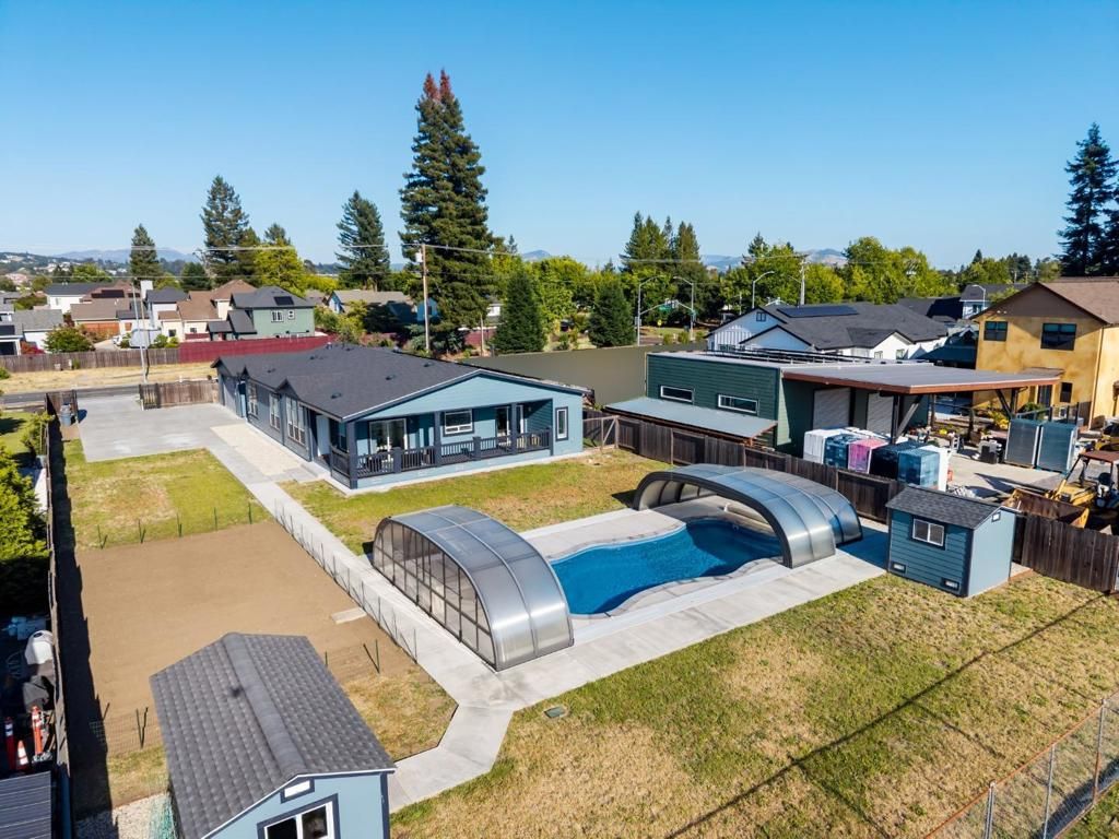 Image 51 of property listing at 3521 Coffey Lane, Santa Rosa, CA 95403
