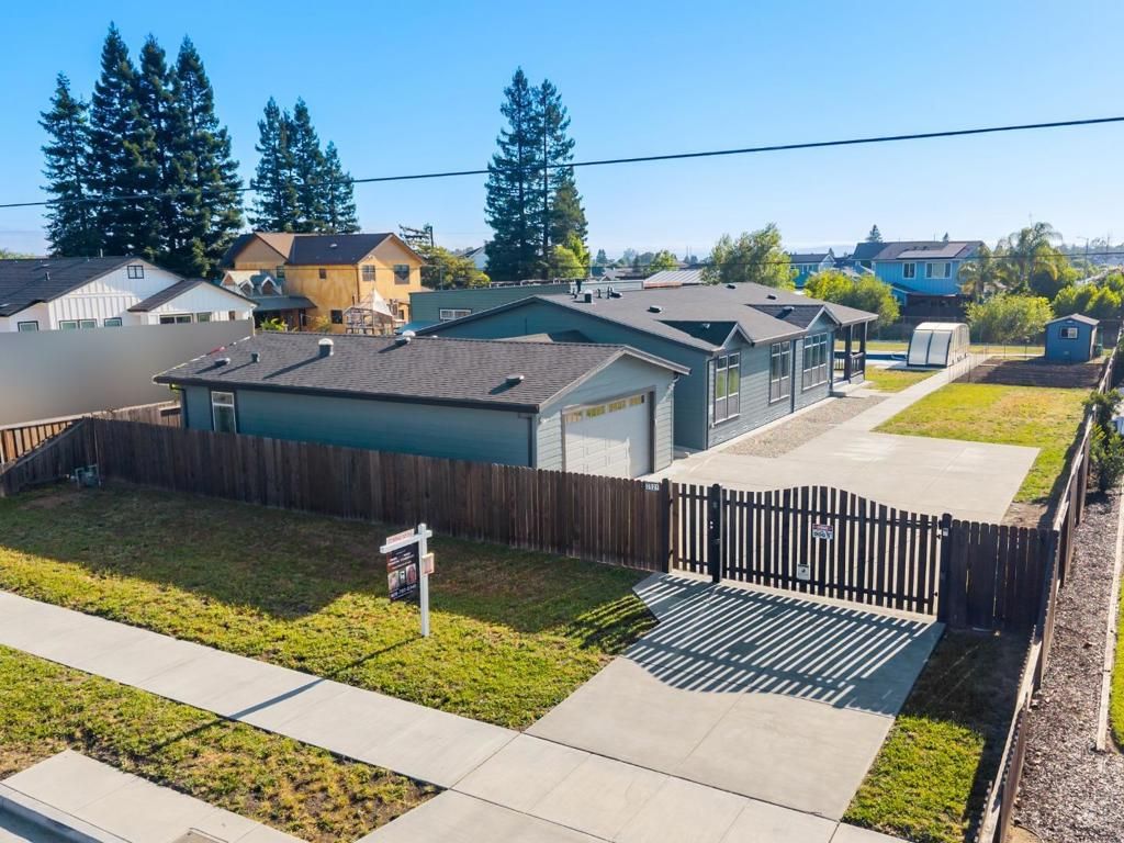 Image 52 of property listing at 3521 Coffey Lane, Santa Rosa, CA 95403