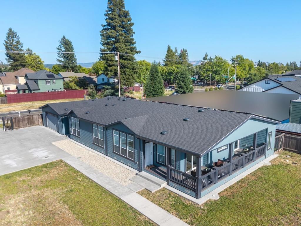 Image 53 of property listing at 3521 Coffey Lane, Santa Rosa, CA 95403