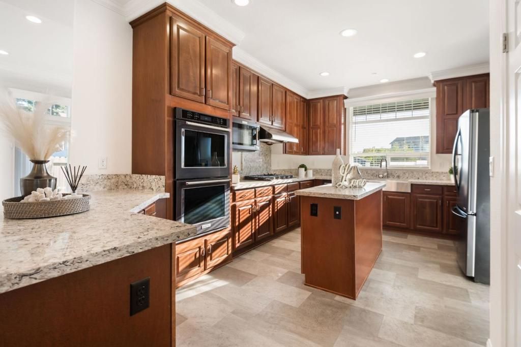 Image 9 of property listing at 3521 Coffey Lane, Santa Rosa, CA 95403