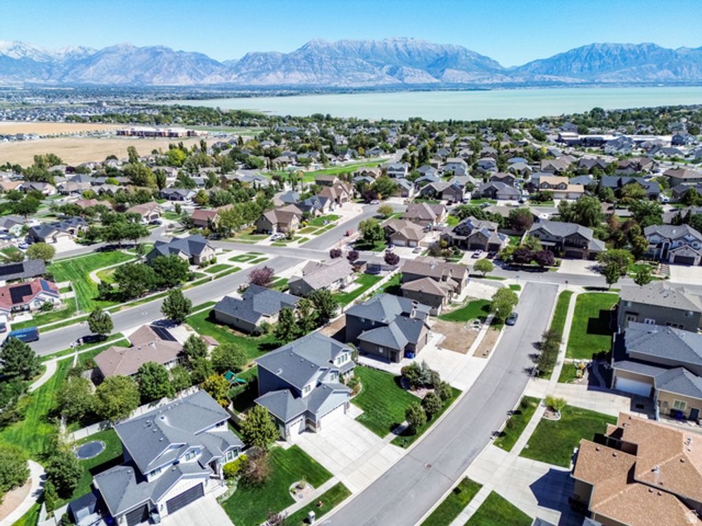 518 W REGAL DR, Saratoga Springs, UT 84045 — photo 2