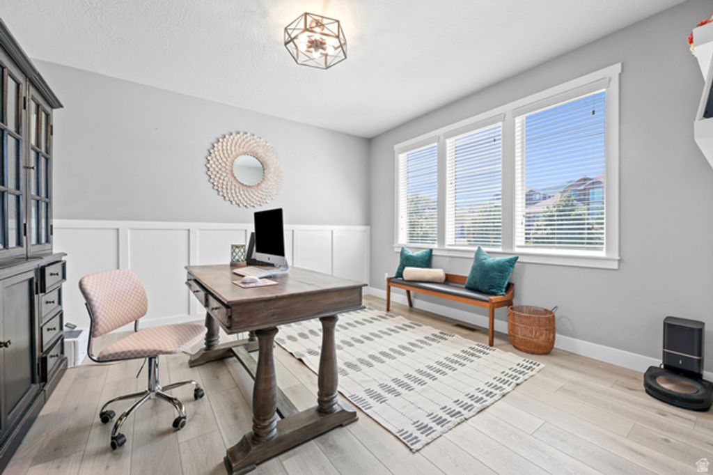 518 W REGAL DR, Saratoga Springs, UT 84045 — photo 4