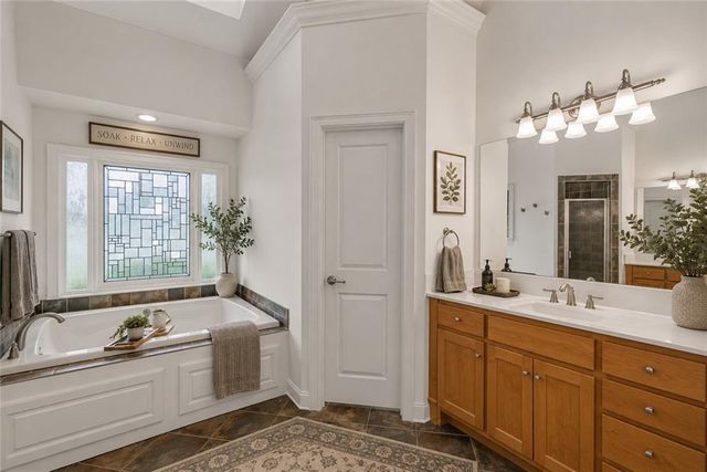 388 Della Walk Court SW, Lilburn, GA 30047
