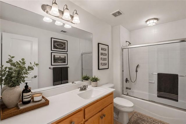 388 Della Walk Court SW, Lilburn, GA 30047