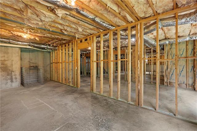 388 Della Walk Court SW, Lilburn, GA 30047