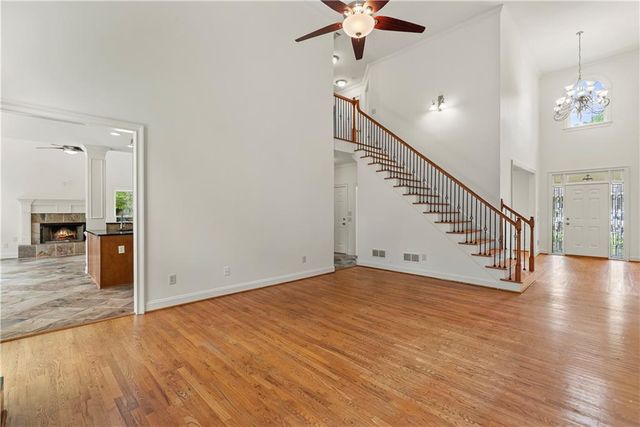 388 Della Walk Court SW, Lilburn, GA 30047