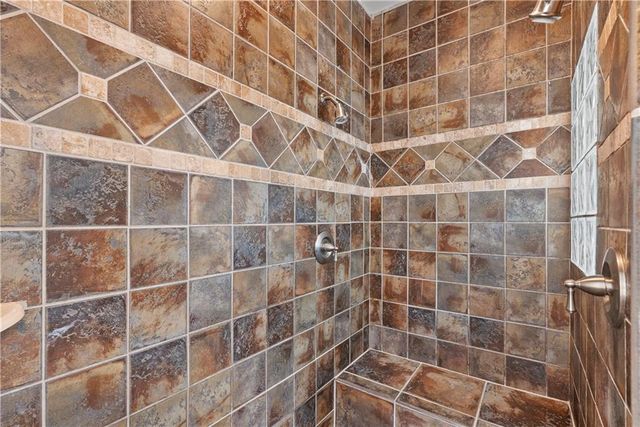 388 Della Walk Court SW, Lilburn, GA 30047
