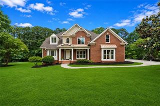 388 Della Walk Court SW, Lilburn, GA 30047