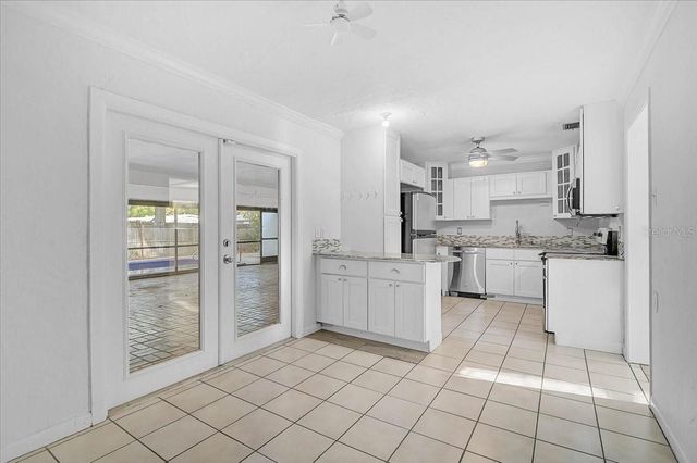 345 S TUTTLE AVENUE, Sarasota, FL 34237