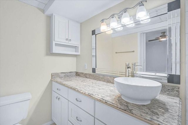 345 S TUTTLE AVENUE, Sarasota, FL 34237