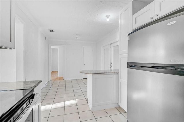 345 S TUTTLE AVENUE, Sarasota, FL 34237