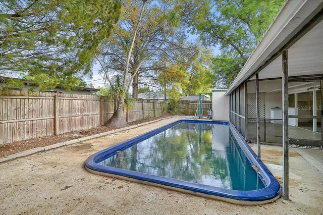 345 S TUTTLE AVENUE, Sarasota, FL 34237