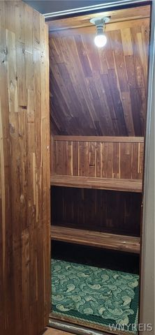 240 78th Street, Niagara Falls, NY 14304