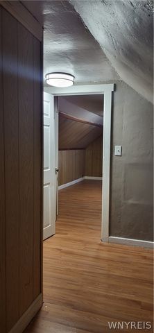 240 78th Street, Niagara Falls, NY 14304