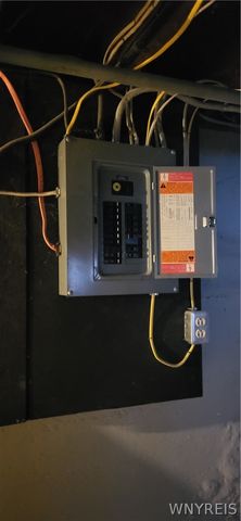 240 78th Street, Niagara Falls, NY 14304