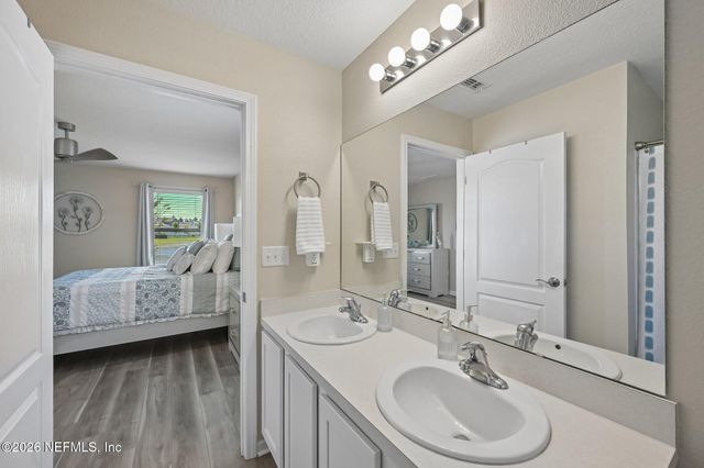 2327 EVENING OAKS Lane, Green Cove Springs, FL 32043