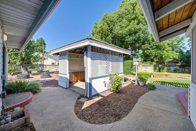 2407 Masoni Way, Rancho Cordova, CA 95670