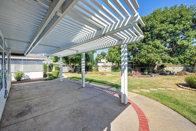 2407 Masoni Way, Rancho Cordova, CA 95670