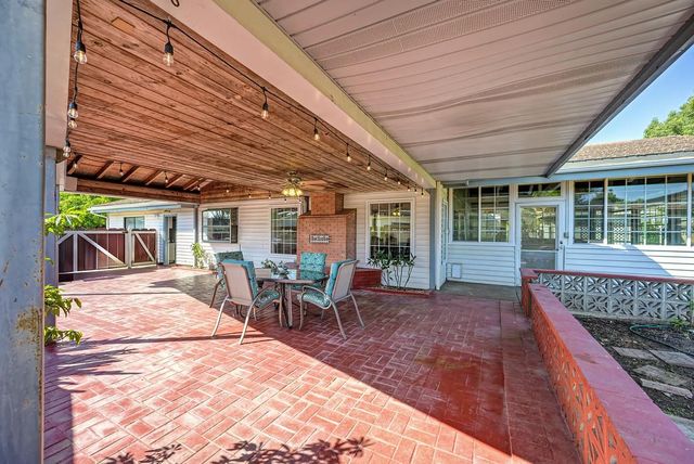 2407 Masoni Way, Rancho Cordova, CA 95670