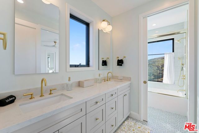 27148 Carrita Road, Malibu, CA 90265