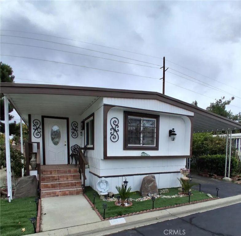 1499 Old Mountain 181, San Jacinto, CA 92583