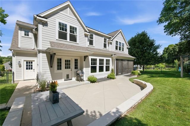 5331 Falmouth Road, Fairway, KS 66205