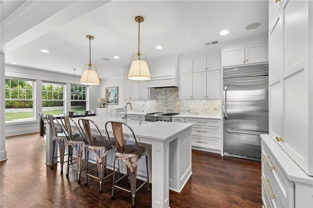 5331 Falmouth Road, Fairway, KS 66205