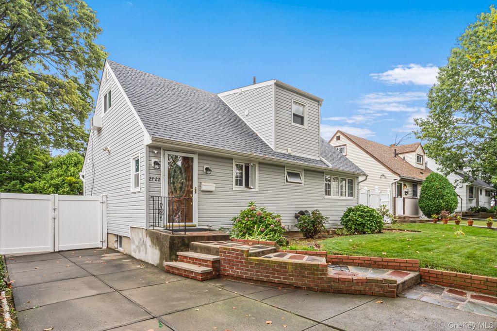 27-22 Bayside Lane, Flushing, NY 11358