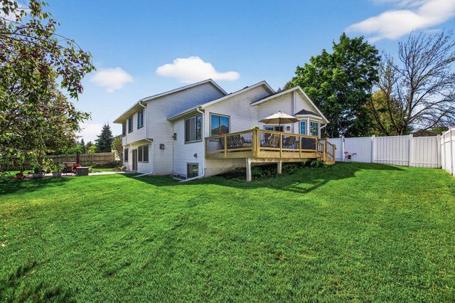 5914 Crossandra Street SE, Prior Lake, MN 55372