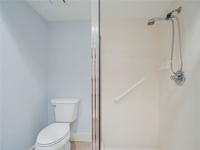 1385 Winding Oaks Circle W 703, Vero Beach, FL 32963