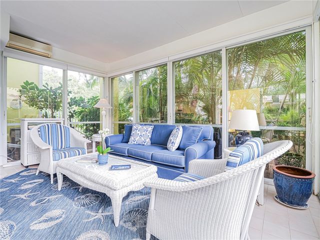 1385 Winding Oaks Circle W 703, Vero Beach, FL 32963