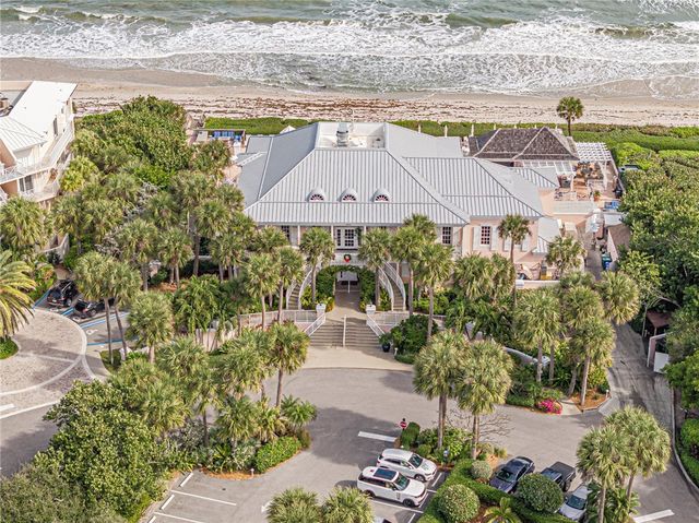 1385 Winding Oaks Circle W 703, Vero Beach, FL 32963