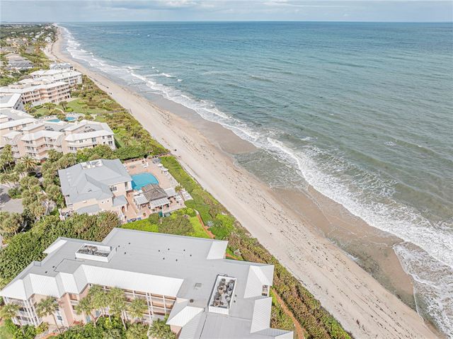 1385 Winding Oaks Circle W 703, Vero Beach, FL 32963