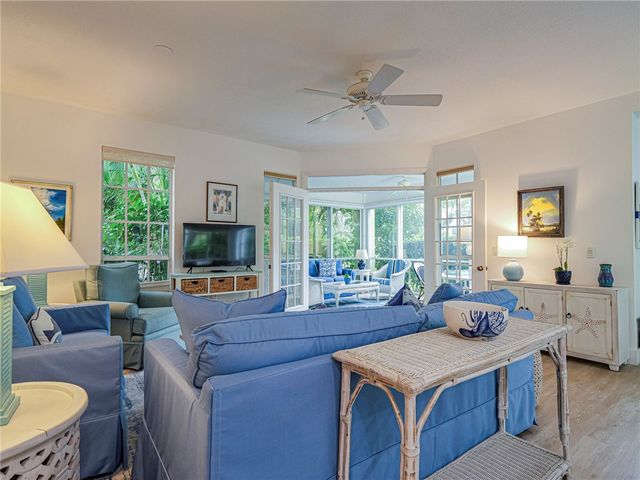 1385 Winding Oaks Circle W 703, Vero Beach, FL 32963