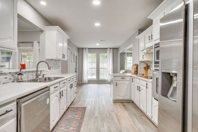 2637 Surrey Woods Road, Flower Mound, TX 75028