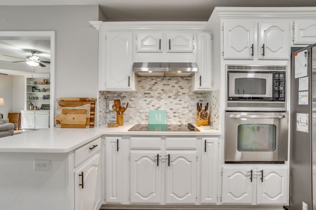 2637 Surrey Woods Road, Flower Mound, TX 75028