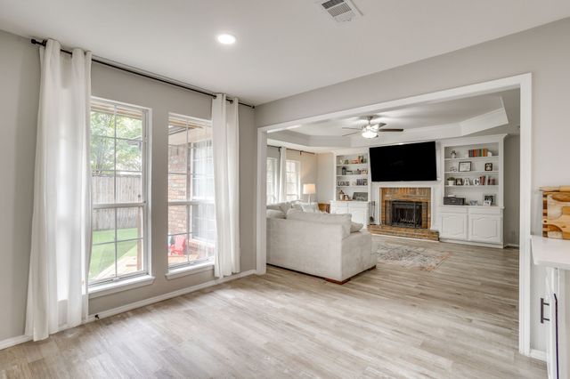 2637 Surrey Woods Road, Flower Mound, TX 75028