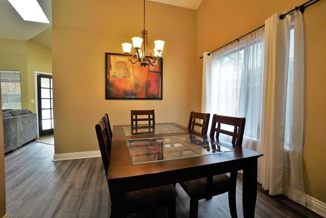 1230 W Sierra Avenue, Fresno, CA 93711