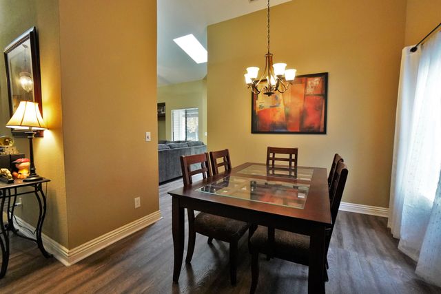 1230 W Sierra Avenue, Fresno, CA 93711