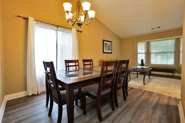 1230 W Sierra Avenue, Fresno, CA 93711