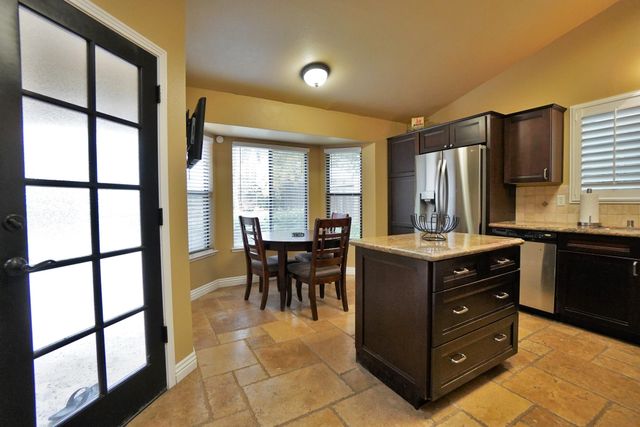 1230 W Sierra Avenue, Fresno, CA 93711