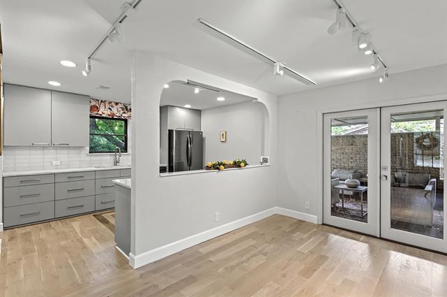 3701 Hulen Park Drive, Fort Worth, TX 76109