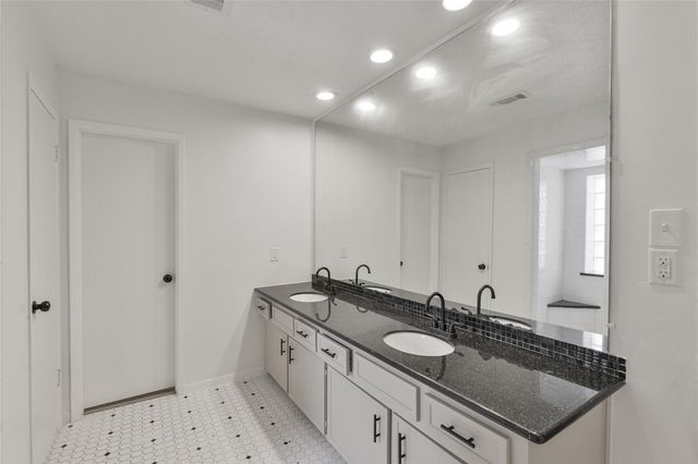 3206 Cascade Creek Drive, Houston, TX 77345