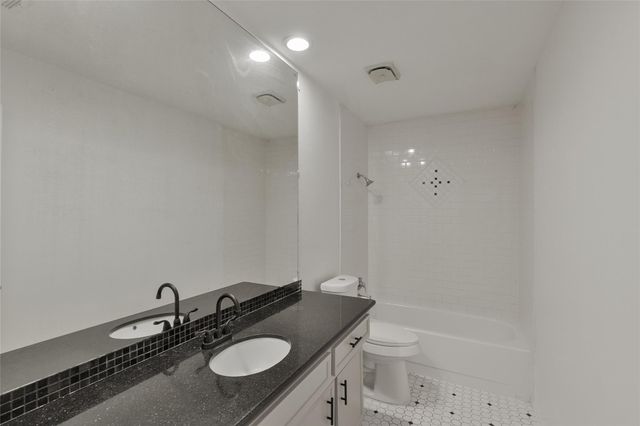 3206 Cascade Creek Drive, Houston, TX 77345