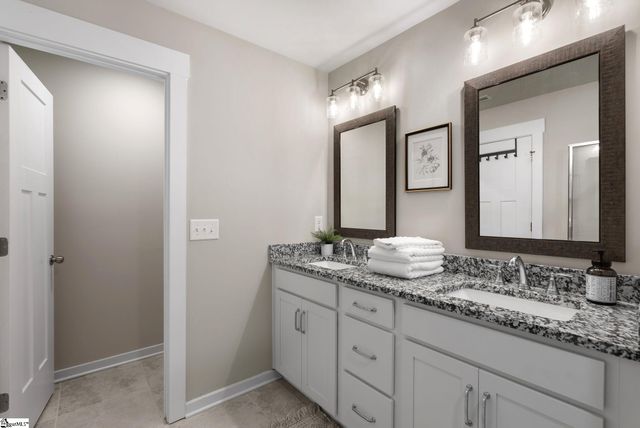 100 Grey Oak Trail, Greer, SC 29650